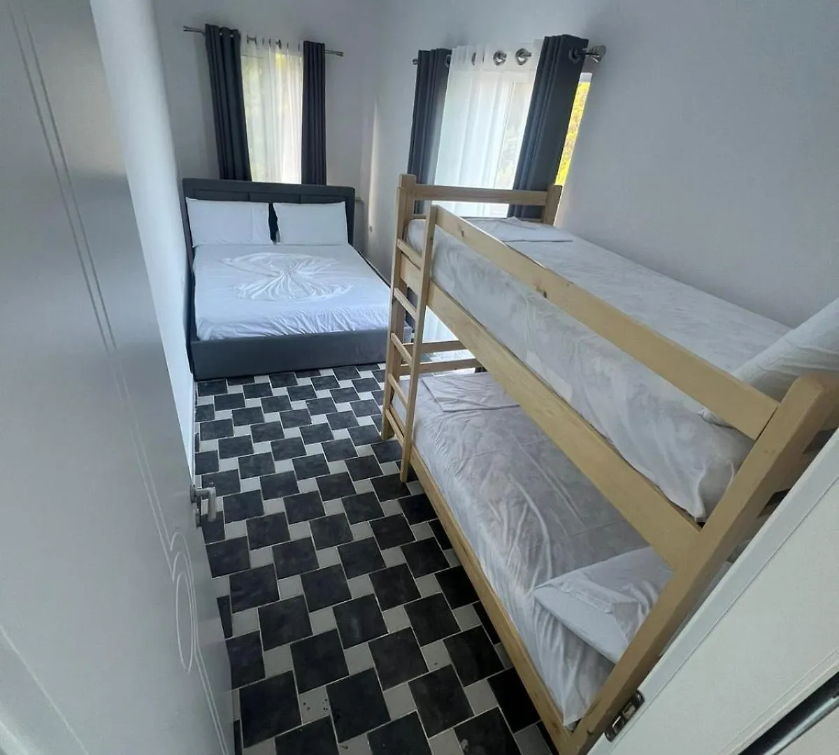 Hotel Tafi Shengjin