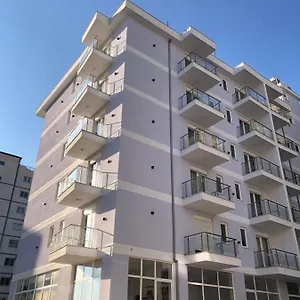 Mario, Hotel