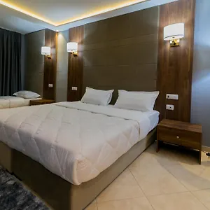 Hotel Deluxe & Executive By Rafaelo, Shengjin